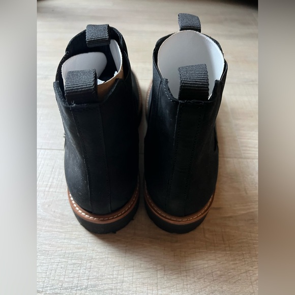 NWT Chelsea Go To Lug Boot Black Boot - Picture 5 of 13
